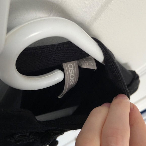 Black jumpsuit from ASOS - Chinese collar detail - Picture 3 of 3